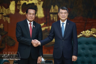  Prime Minister commends close cooperation between Vietnamese, Lao inspection agencies